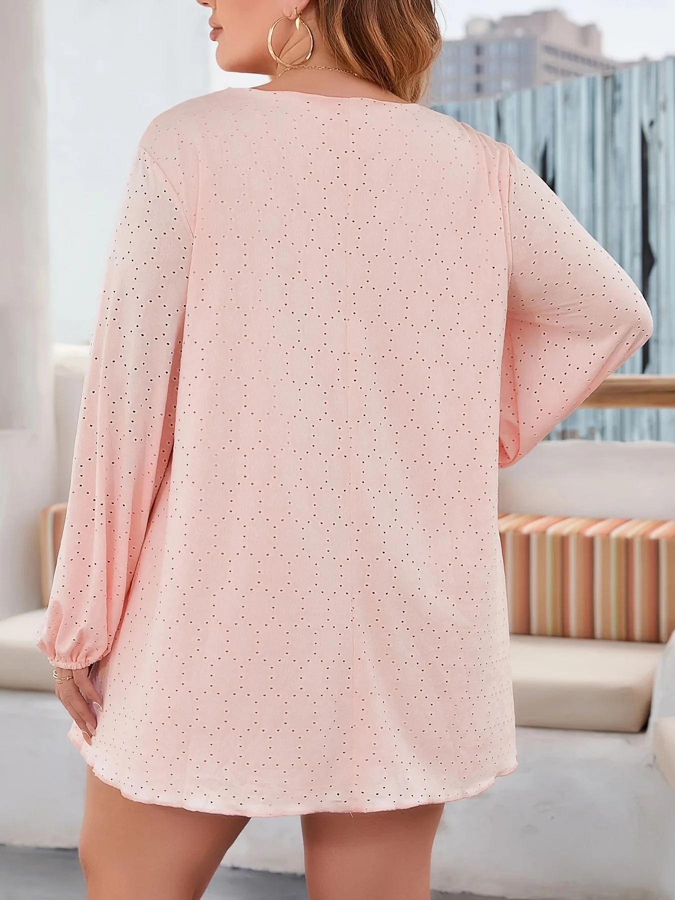 여성용 플러스 사이즈 미니 드레스, V넥, 긴 소매,  - Embroidery Eyelet 리뷰 및 가격